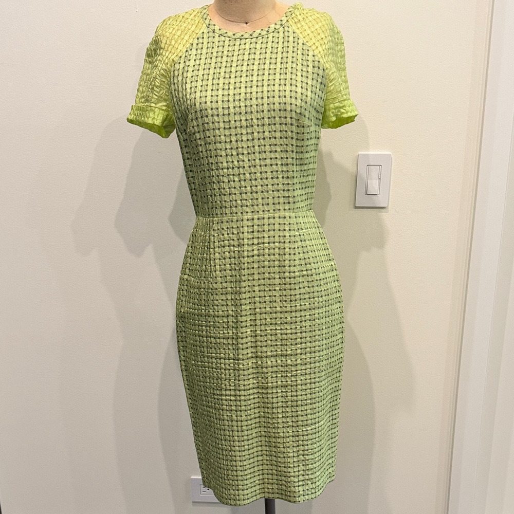 Lyn Devon Chic Lime with Navy lining Knee length Dress